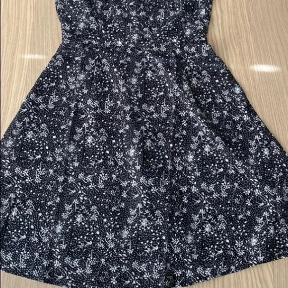 🆕Floral Spaghetti Straps Mini Dress S🆕 - Picture 3 of 6